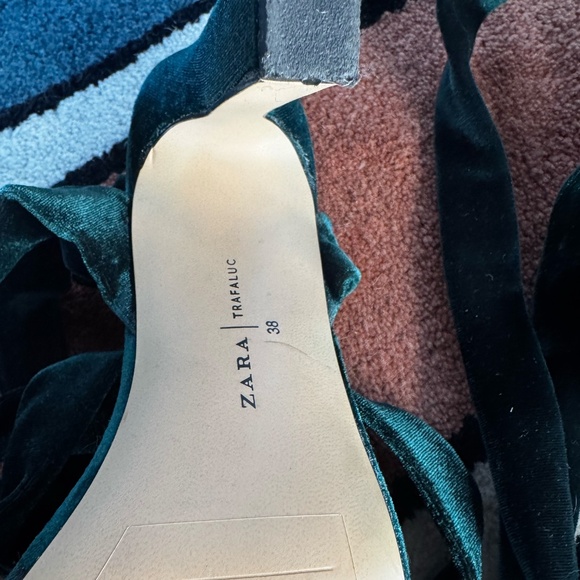 ZARA Velvet Tie-Up Heels  - Size 38 - Picture 5 of 5